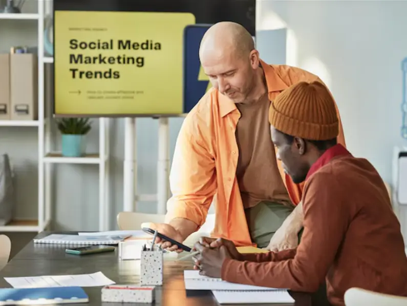 Social-Media-Advertising Social Media Advertising